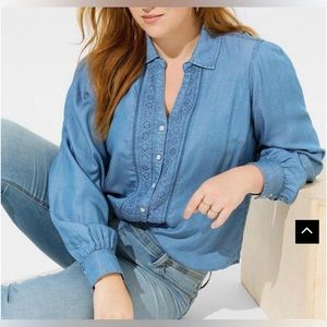 Torrid  Chambray Button Up Shirt Size 1X NWT